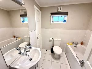 Photo 16- click for photo gallery